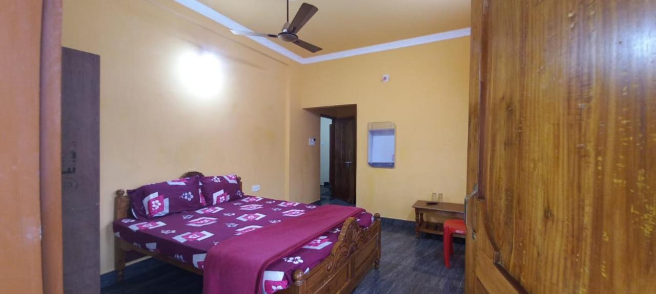 Goroomgo Neelachal Holiday Nibasa Puri Near Sea Beach Area - Perfect Location With Excellent Service Awarded Exteriér fotografie